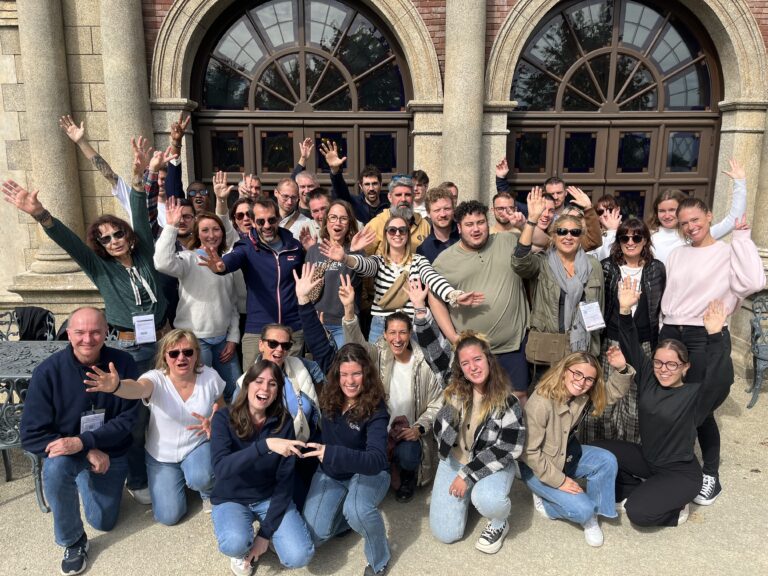 photo de groupe séminaire emile's puy du fou